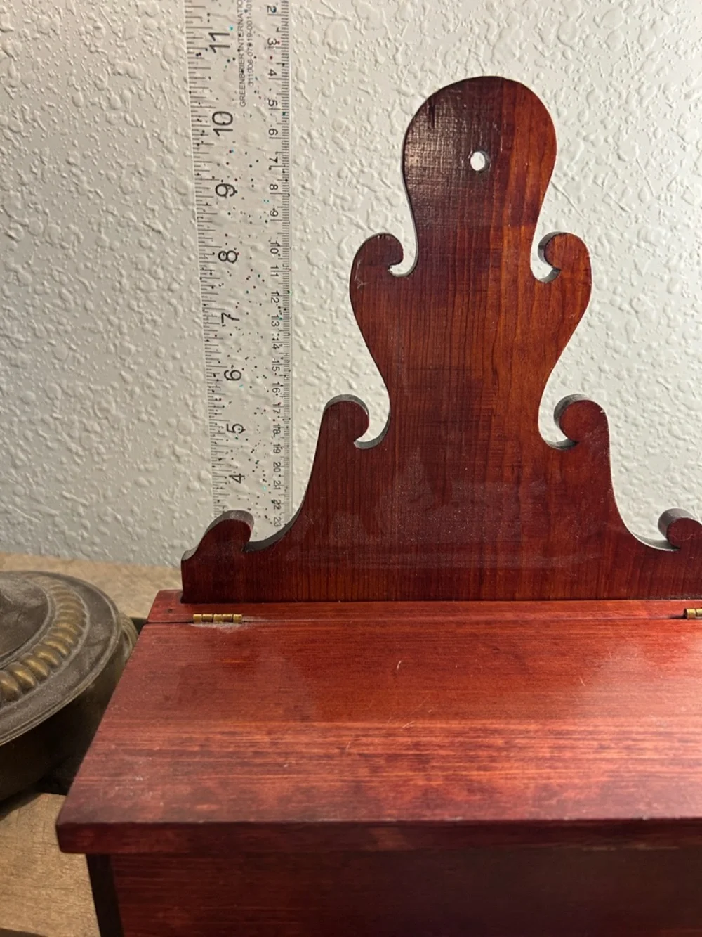 Mahogany-Finish Wooden Wall Shelf - Classic Home Wall Decor